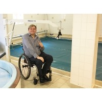 Oxford Dipper Manual Pool Hoist with Spreader Bar